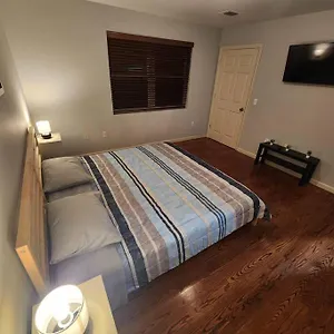 Luxury 2 Bed Apt, Mins To Nyc! Union City
